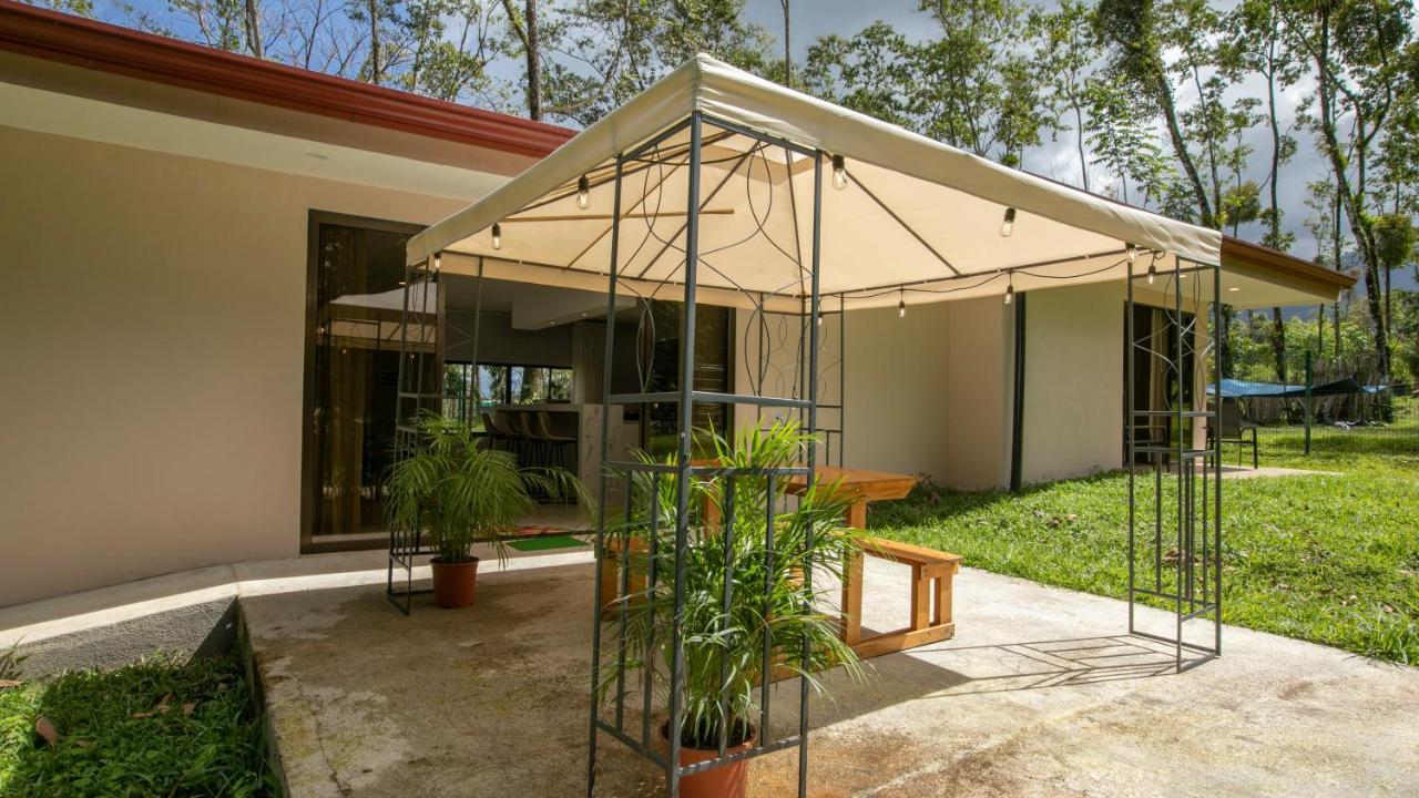 River Paradise Villa With Private Jacuzzi Ла Фортуна Экстерьер фото